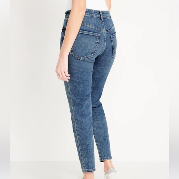 Old Navy High-Waisted O.G. Straight Ankle Jeans for Women
Margarita - Picture 2 of 3